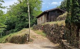 Agradable cabaña con aparcamiento gratuito.